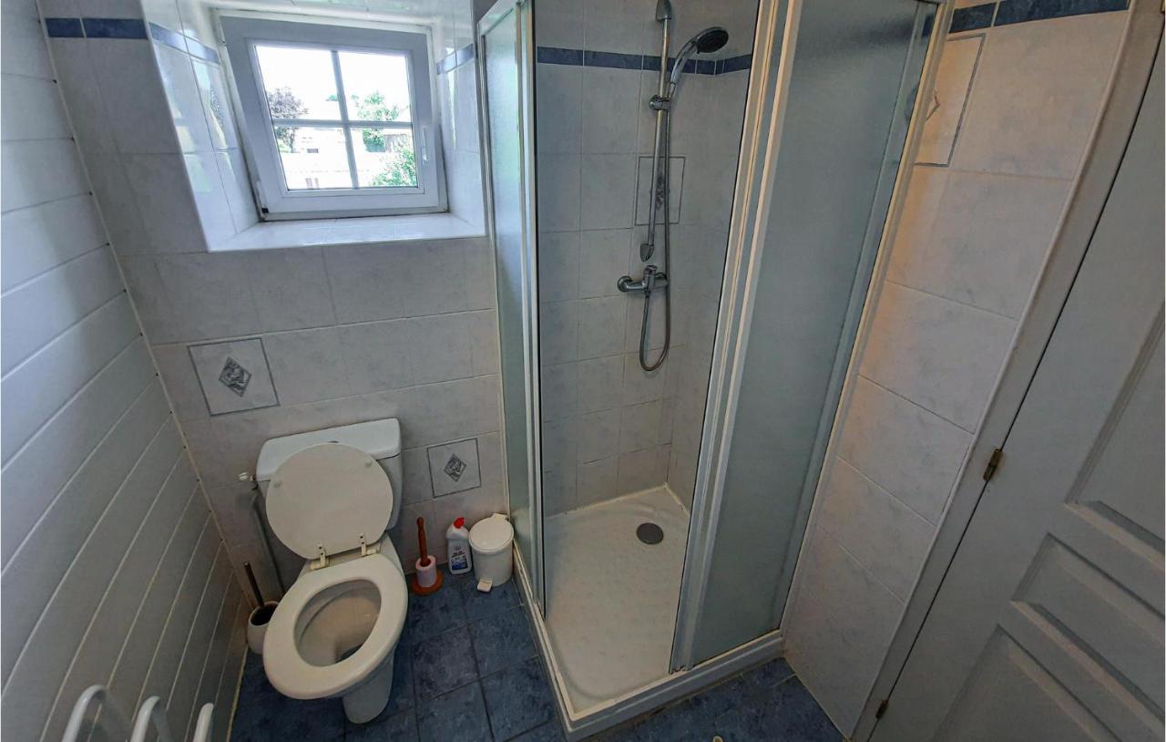 Amazing Apartment In Roz-Landrieux With Kitchen Eksteriør billede