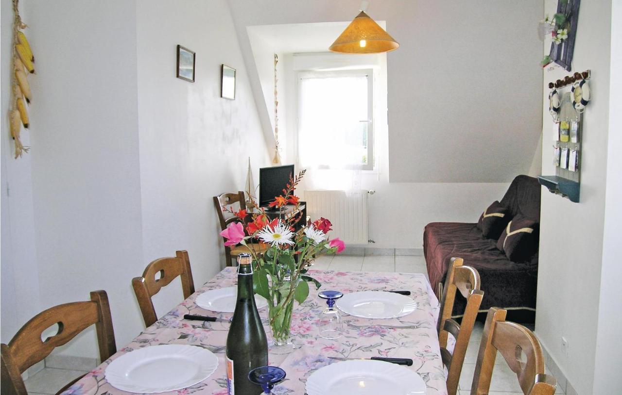 Amazing Apartment In Roz-Landrieux With Kitchen Eksteriør billede
