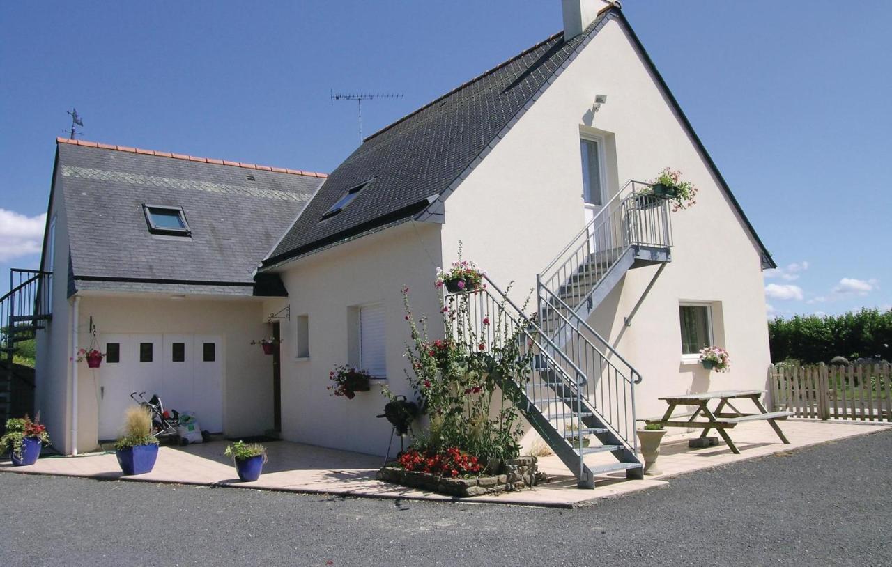 Amazing Apartment In Roz-Landrieux With Kitchen Eksteriør billede