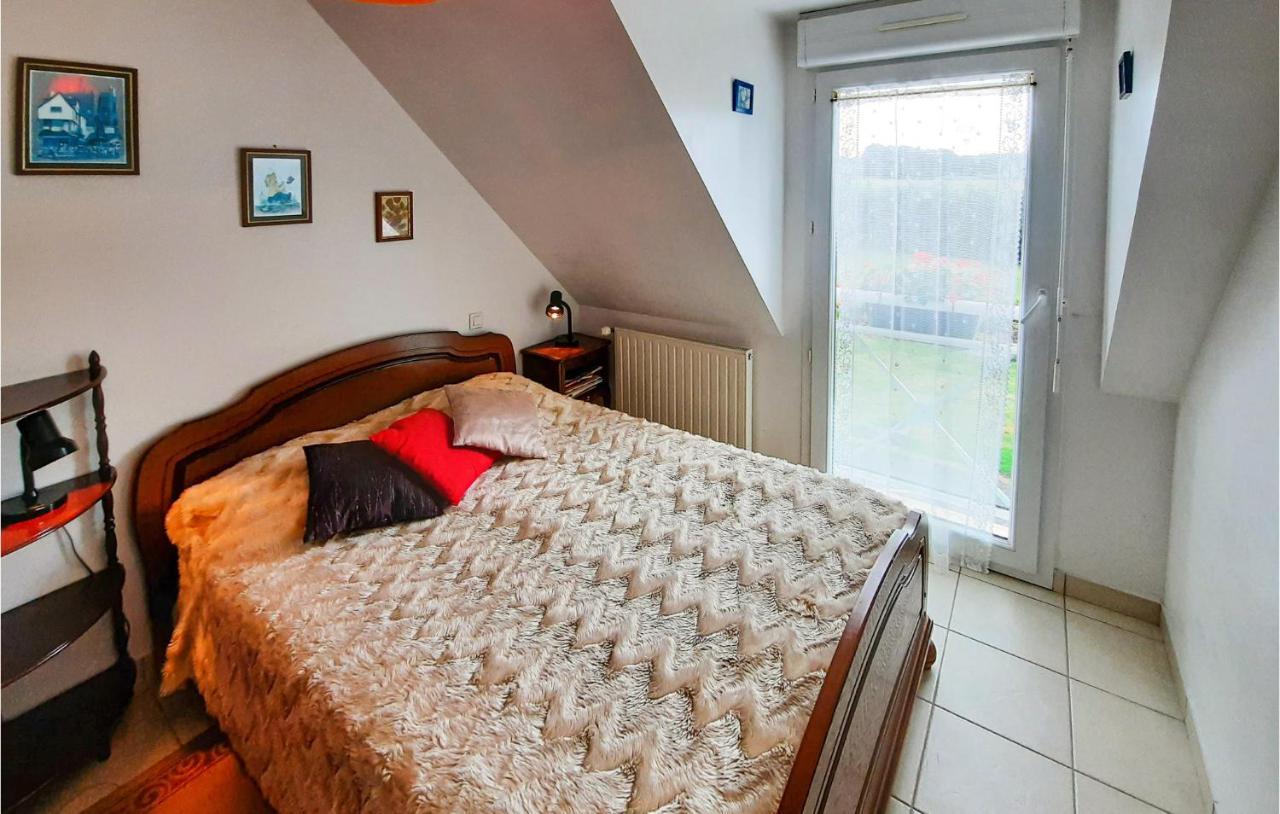 Amazing Apartment In Roz-Landrieux With Kitchen Eksteriør billede
