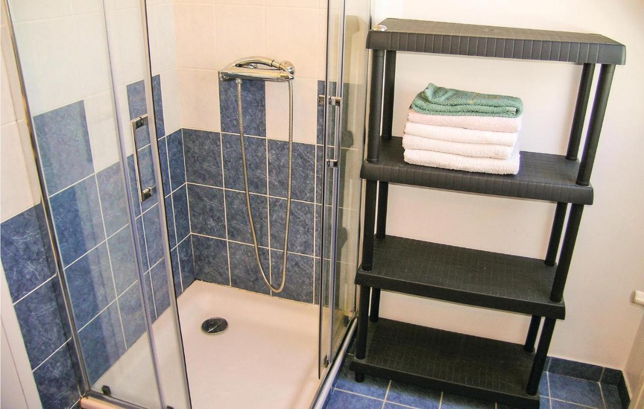 Amazing Apartment In Roz-Landrieux With Kitchen Eksteriør billede